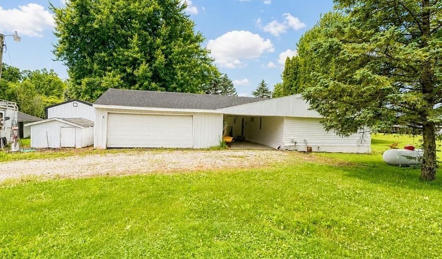 1945 N 100 E, Angola, IN 46703 - 3 Beds, 2 Bath