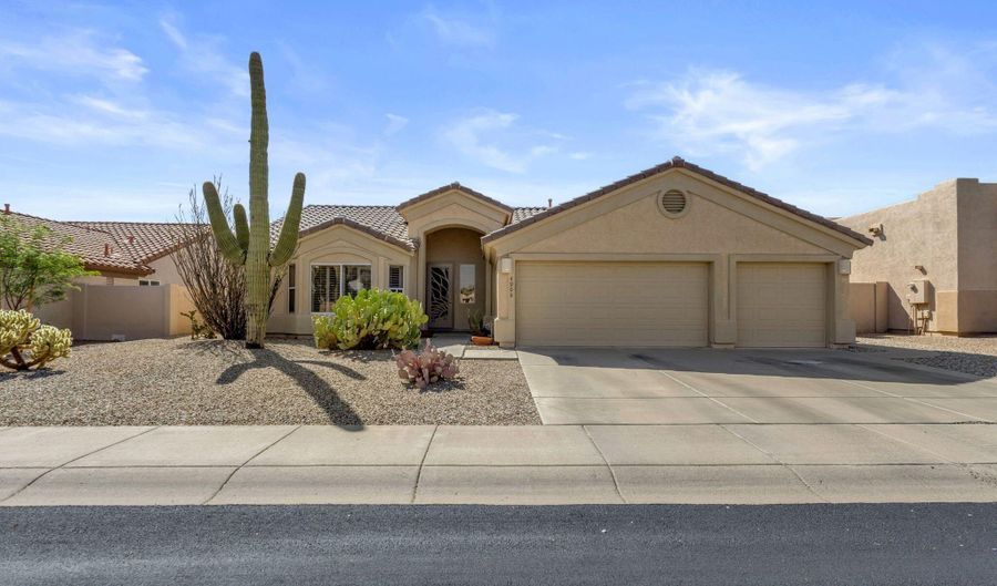 4908 E DUANE Ln, Cave Creek, AZ 85331 - 3 Beds, 2 Bath