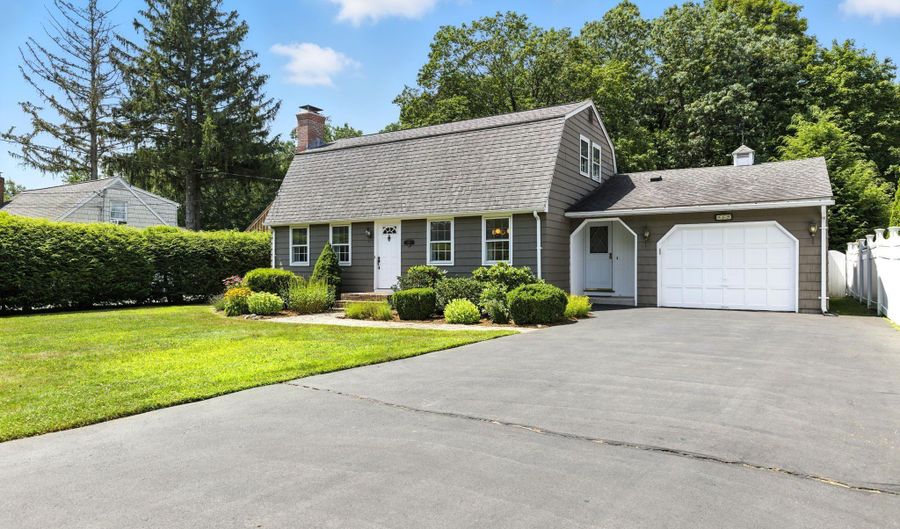 969 Jerome Ave, Bristol, CT 06010 - 4 Beds, 2 Bath