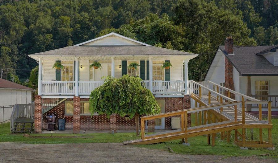 381 N Hwy 413, Baxter, KY 40806 - 3 Beds, 2 Bath