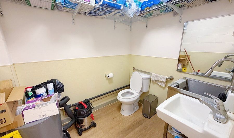 99-080 Kauhale St B-4, Aiea, HI 96701 - 0 Beds, 0 Bath