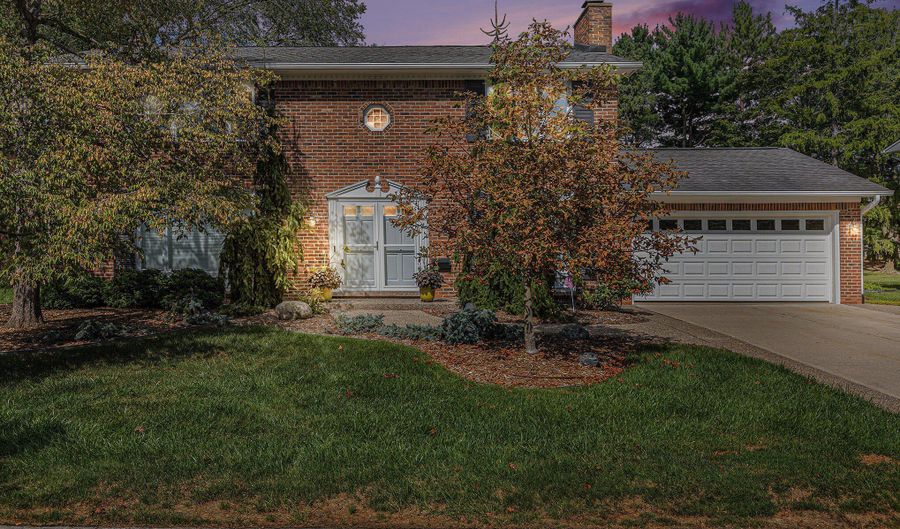 2222 Delaware Dr, Ann Arbor, MI 48103 - 4 Beds, 4 Bath
