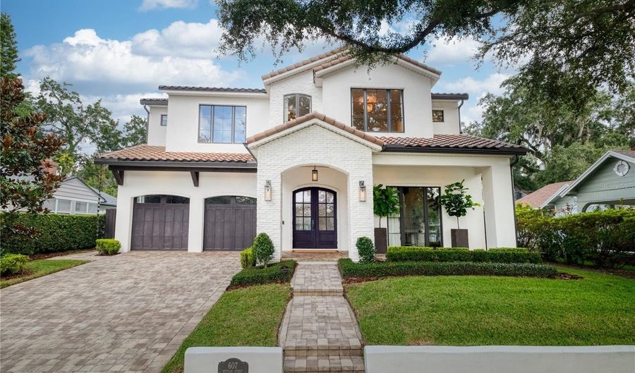 607 STETSON St, Orlando, FL 32804 - 4 Beds, 4 Bath