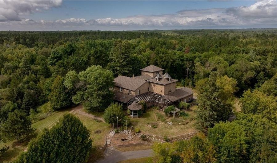 24923 County 25, Akeley, MN 56433 - 7 Beds, 3 Bath