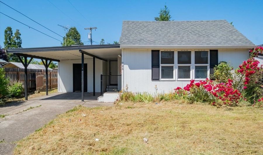 925 21ST Ave SW, Albany, OR 97321 - 3 Beds, 1 Bath