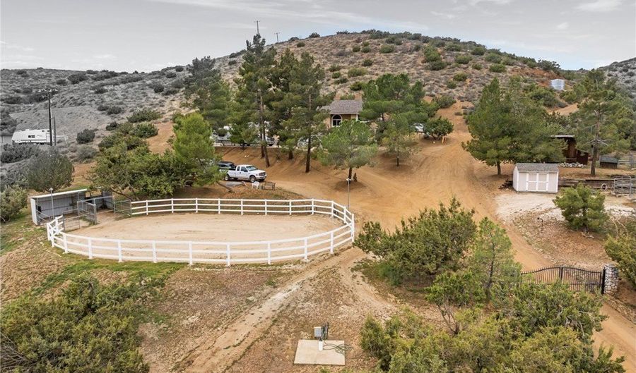 33435 Hubbard Rd, Acton, CA 93510 - 3 Beds, 3 Bath