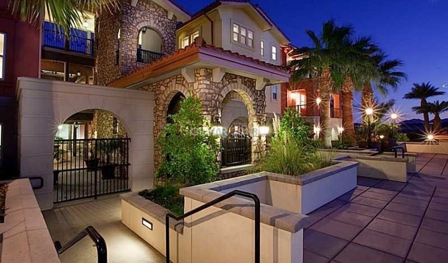 64 Strada Principale 302, Henderson, NV 89011 - 2 Beds, 2 Bath