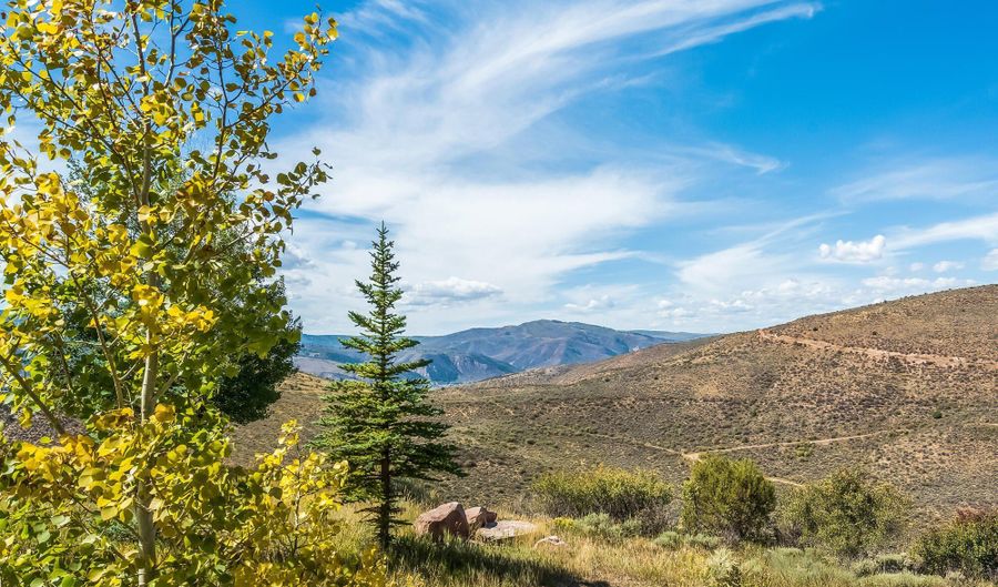 2929 June Creek Trl A, Avon, CO 81620 - 3 Beds, 2 Bath