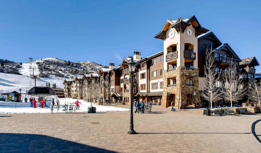 300 Prater Rd A-102, Beaver Creek, CO 81620 - 3 Beds, 4 Bath