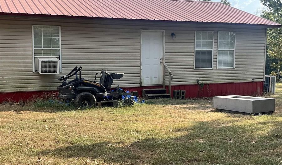 205 Sunshine Ln, Batesville, AR 72501 - 1 Beds, 1 Bath