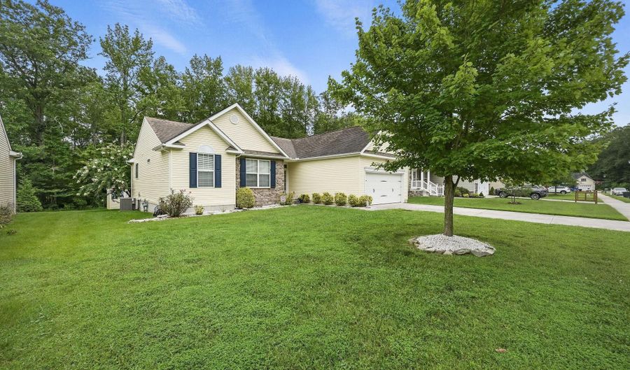 121 HOBBYHORSE Ct, Dover, DE 19904 - 3 Beds, 2 Bath