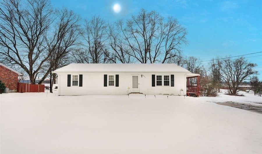 2205 Elmcrest Dr, Bardstown, KY 40004 - 3 Beds, 3 Bath