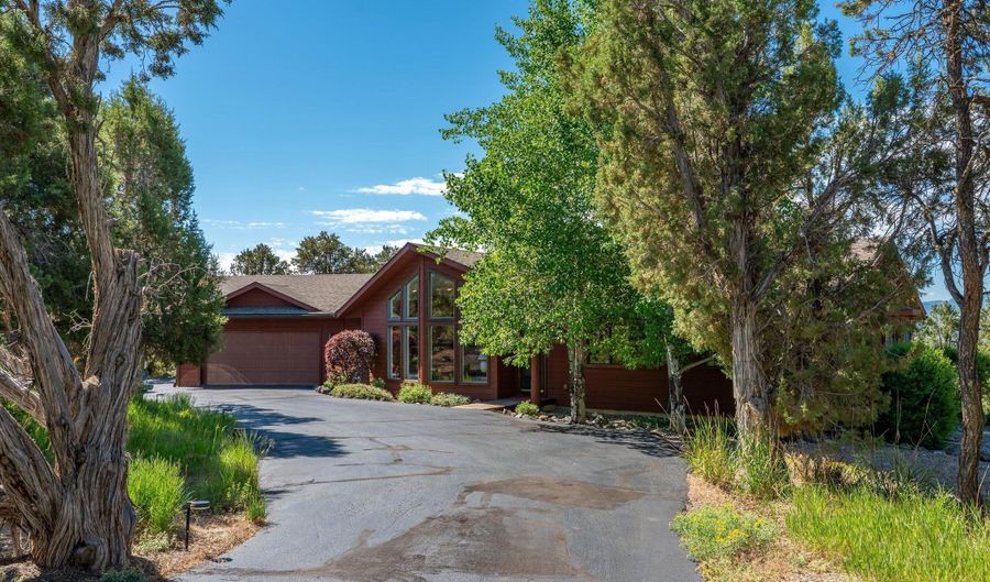 10 Cedar Cv, Glenwood Springs, CO 81601 - 4 Beds, 4 Bath