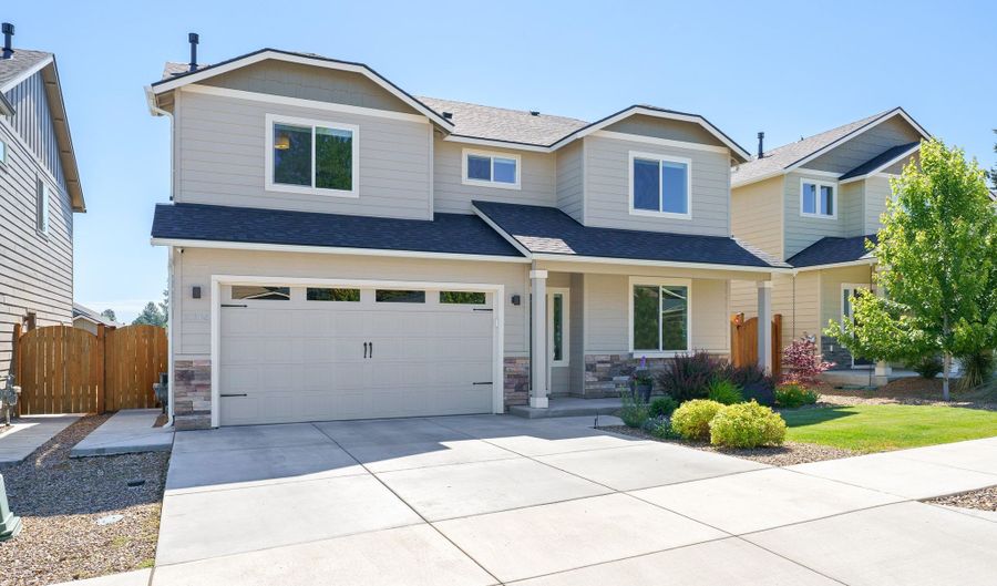 61364 SE Matthew St, Bend, OR 97702 - 5 Beds, 3 Bath