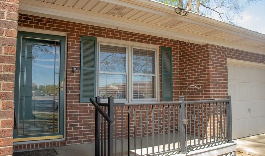 203 Price St, Roanoke Rapids, NC 27870 - 3 Beds, 2 Bath