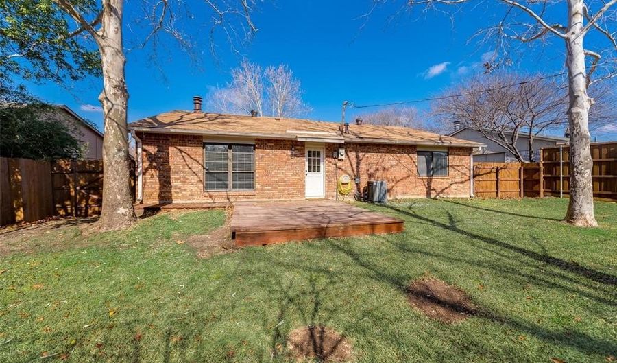 714 Meadow Mead Dr, Allen, TX 75002 - 3 Beds, 2 Bath