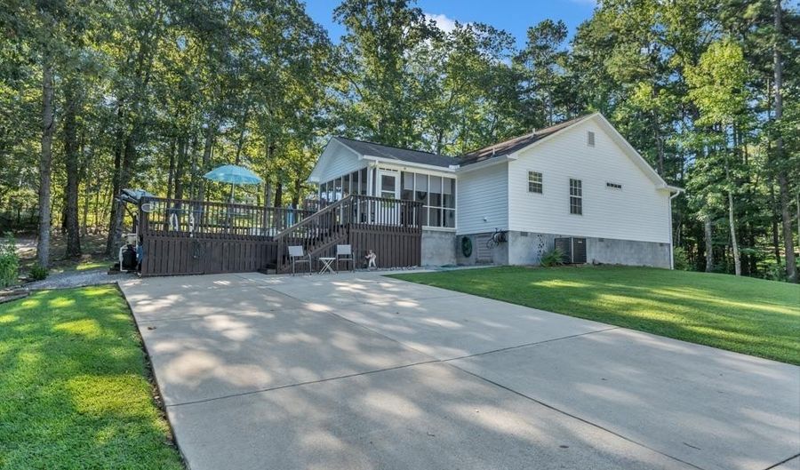 741 Mountain View Dr, Attalla, AL 35954 - 3 Beds, 2 Bath