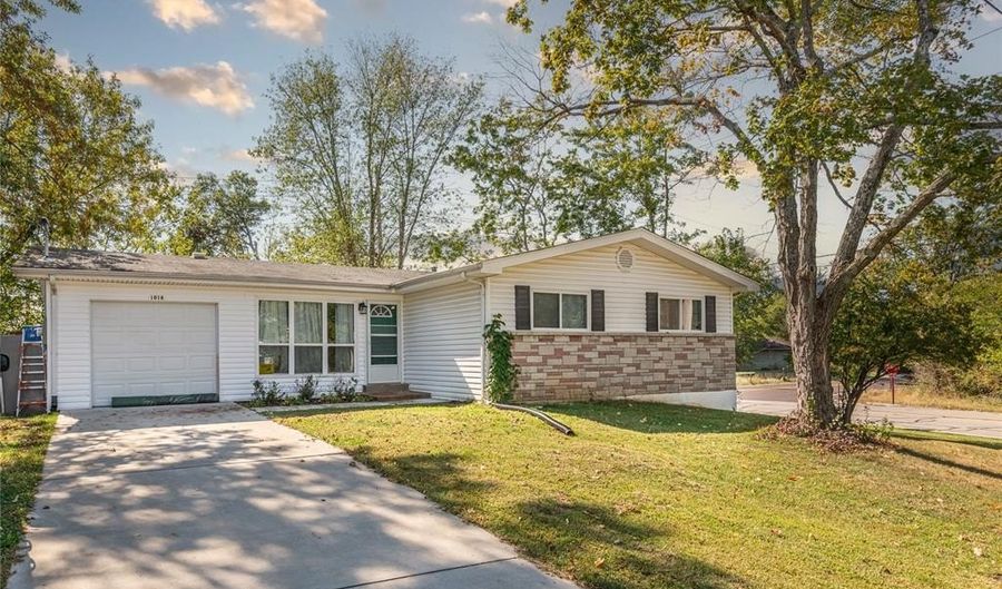 1018 Paula Dr, Arnold, MO 63010 - 3 Beds, 2 Bath