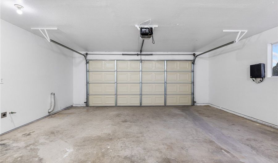 16641 Montauk Rd, Apple Valley, CA 92307 - 3 Beds, 2 Bath