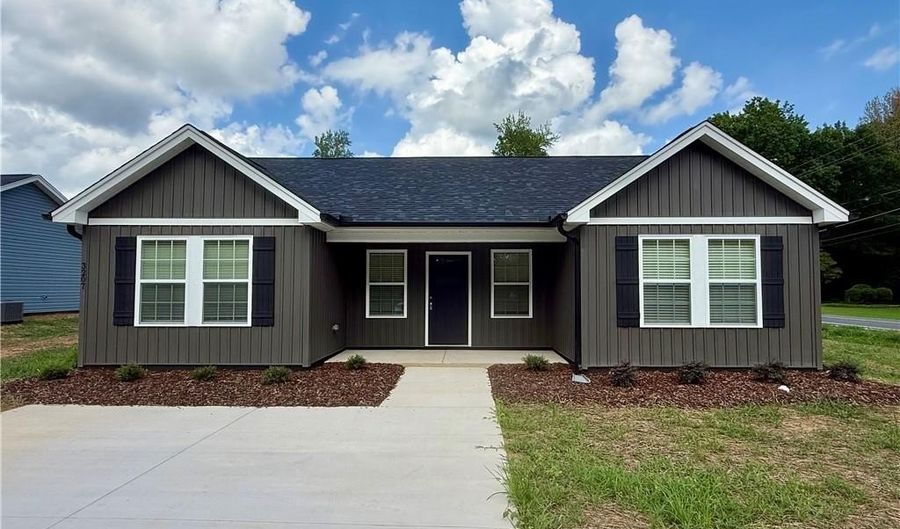 3207 Plymouth St, Archdale, NC 27263 - 3 Beds, 2 Bath