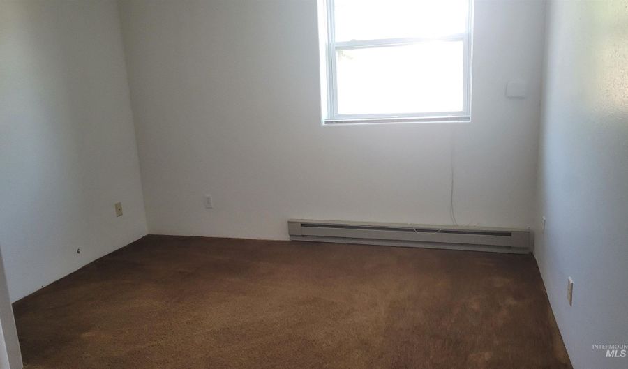1501 Miller #3, Burley, ID 83318 - 2 Beds, 1 Bath