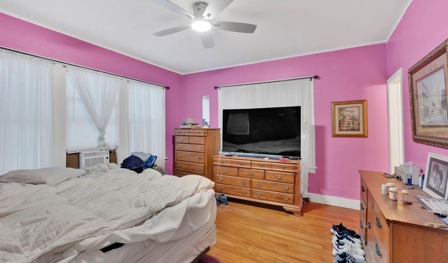 116 College St, Shreveport, LA 71104 - 2 Beds, 2 Bath
