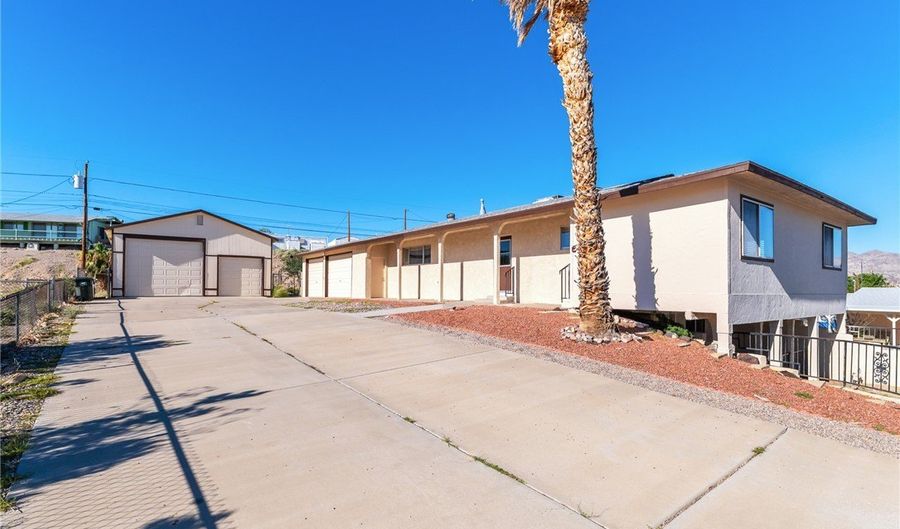 1453 Luna Ln, Bullhead City, AZ 86442 - 3 Beds, 2 Bath