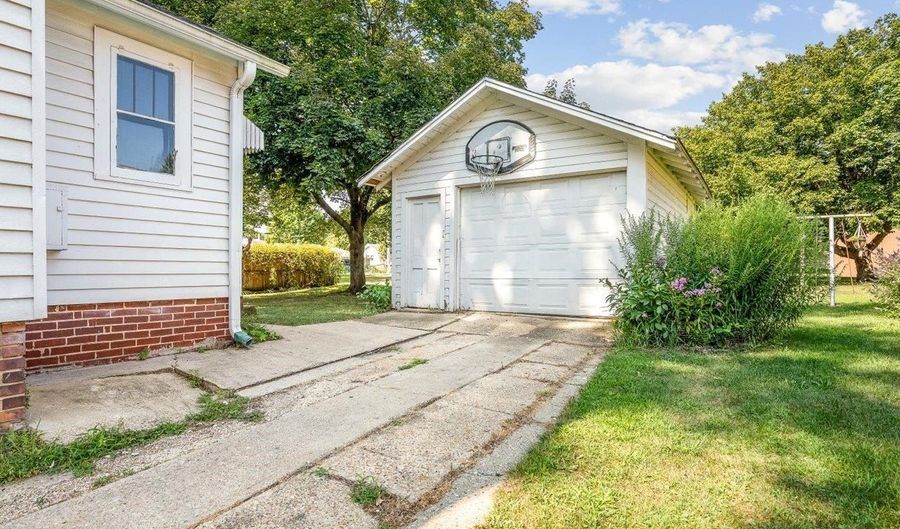 116 N Jefferson, Amboy, IL 61310 - 3 Beds, 1 Bath