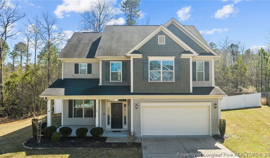 34 Coswell Ct, Cameron, NC 28326 - 4 Beds, 3 Bath