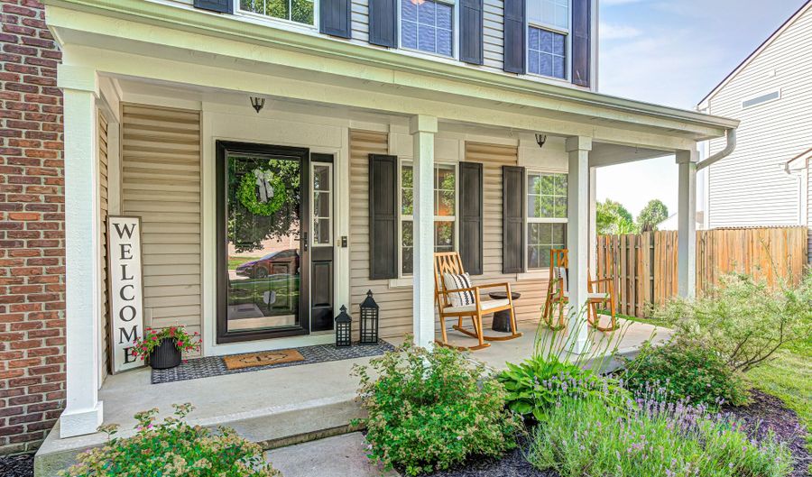 8557 Vyners Ln, Avon, IN 46123 - 5 Beds, 4 Bath