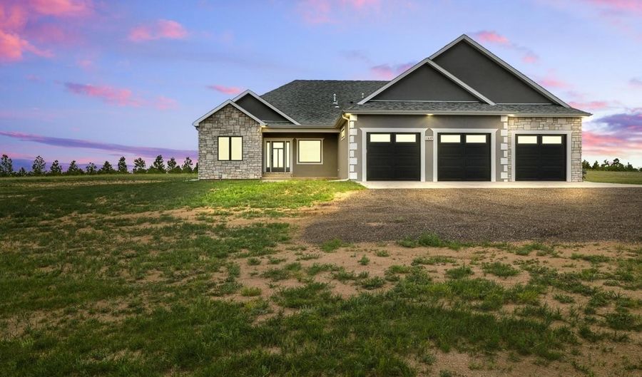 7603 RICH STRIKE Rd, Cheyenne, WY 82009 - 3 Beds, 2 Bath