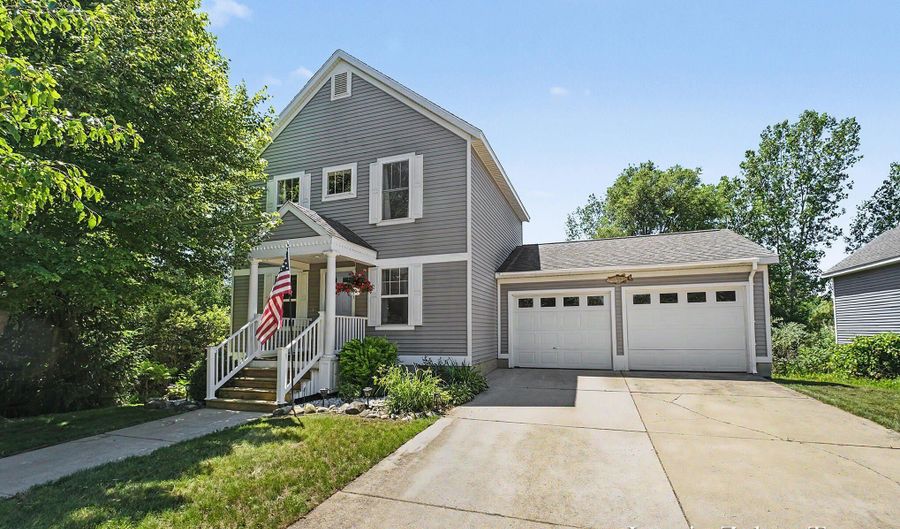 10861 Constant Dr, Allendale, MI 49401 - 3 Beds, 2 Bath