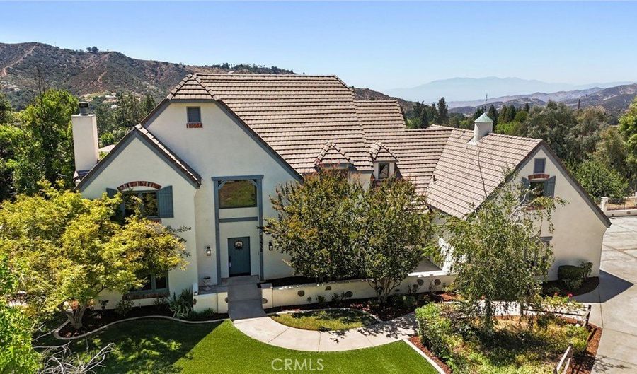 13532 Pineridge Ct, Yucaipa, CA 92399 - 4 Beds, 5 Bath