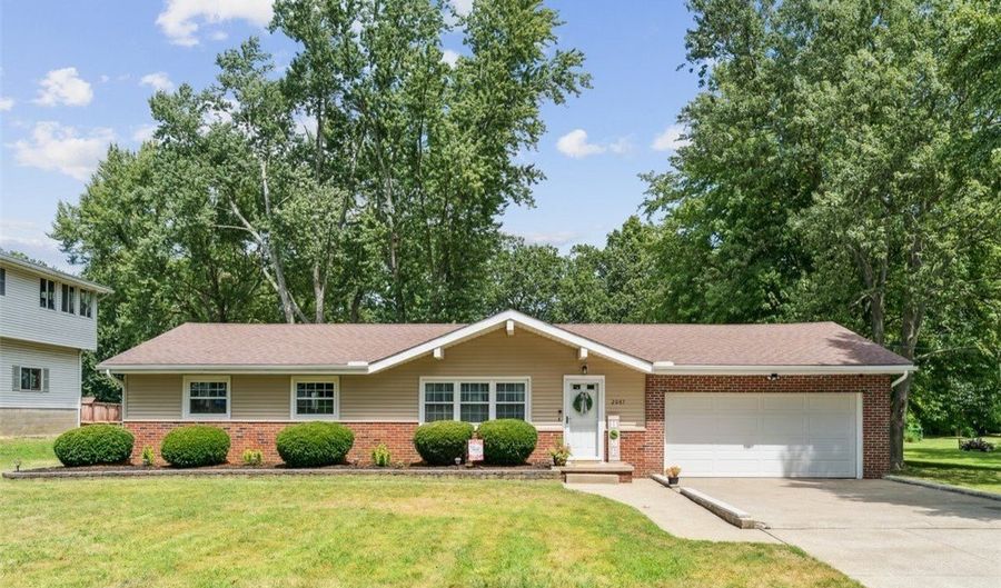 2087 Lake Rd, Akron, OH 44312 - 3 Beds, 1 Bath