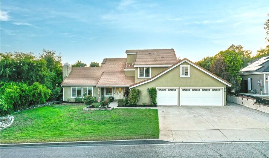 6028 Amethyst, Alta Loma, CA 91737 - 5 Beds, 3 Bath