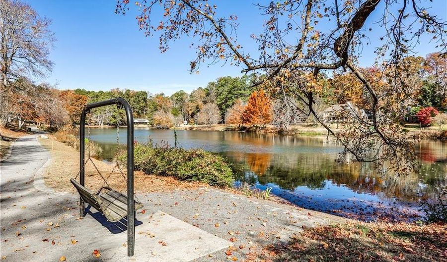 3029 CHARLBURY Pl, Avondale Estates, GA 30002 - 4 Beds, 4 Bath