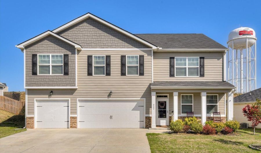 227 Donnington Ct, Aiken, SC 29801 - 5 Beds, 5 Bath