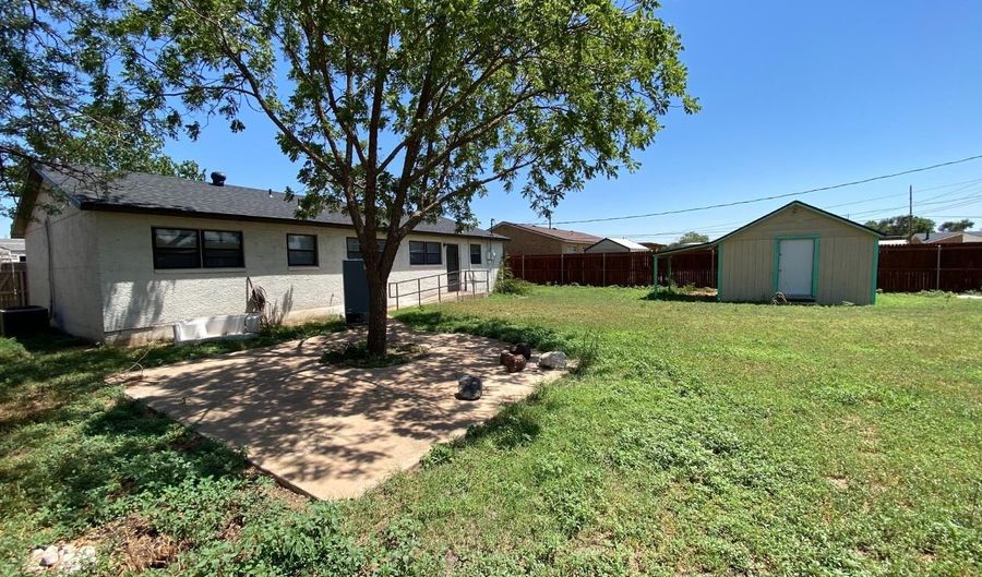 505 Ave J, Abernathy, TX 79311 - 4 Beds, 2 Bath