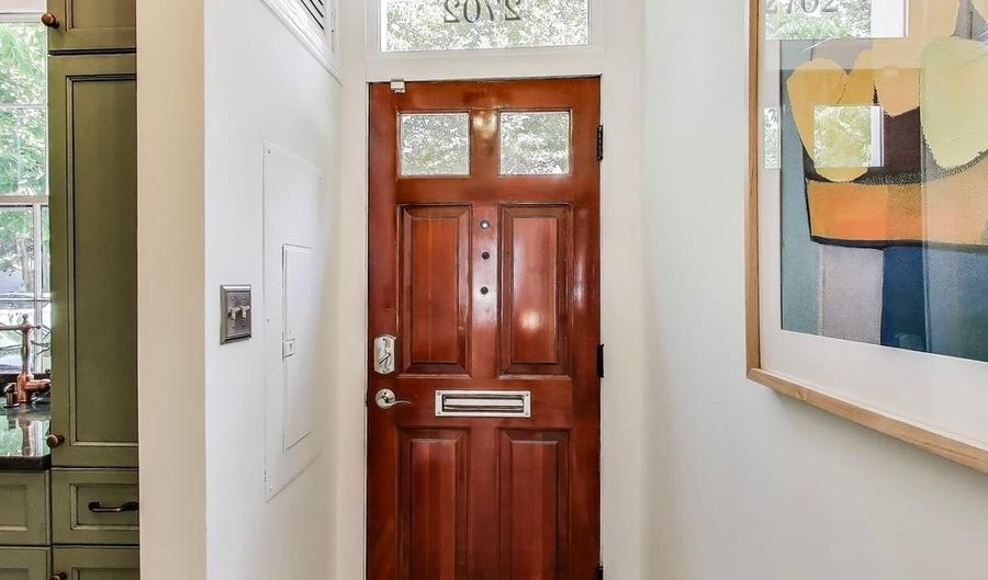 2702 N STREET NW, Washington, DC 20007 - 2 Beds, 2 Bath