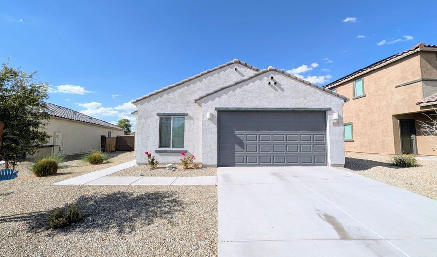 24458 W VERLEA Dr, Buckeye, AZ 85326 - 3 Beds, 2 Bath
