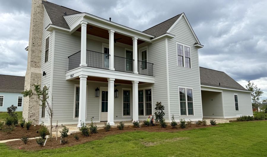 917 Bald Eagle Dr, Brandon, MS 39047 - 4 Beds, 4 Bath