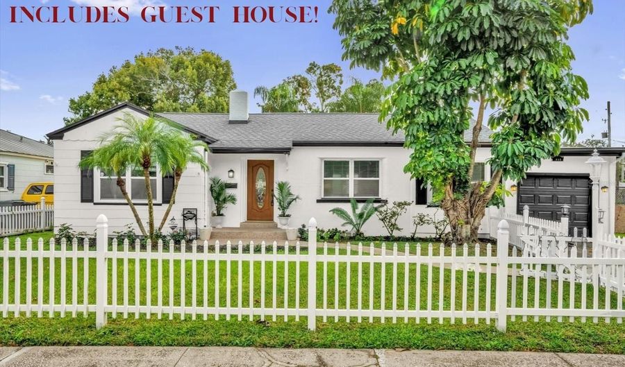 918 W SMITH St, Orlando, FL 32804 - 4 Beds, 3 Bath