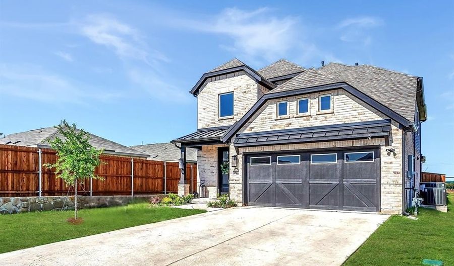 601 Wilderness Point Ln, Anna, TX 75409 - 4 Beds, 4 Bath