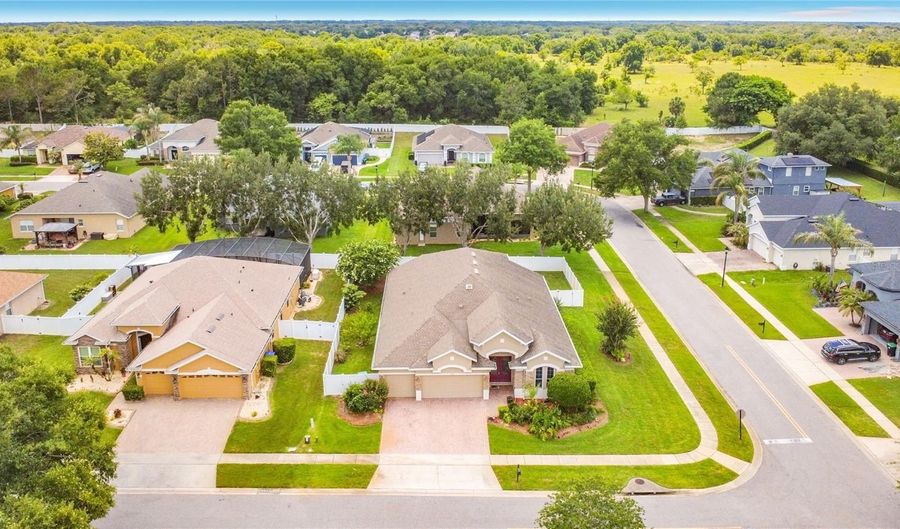 2432 EMERALD ROSE Way, Apopka, FL 32712 - 4 Beds, 3 Bath