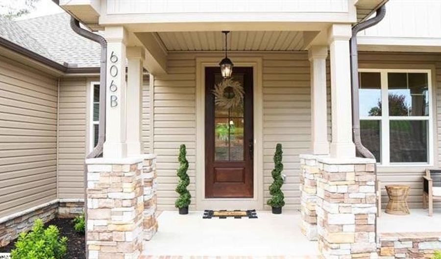 606 Parkwood Dr, Anderson, SC 29625 - 3 Beds, 2 Bath