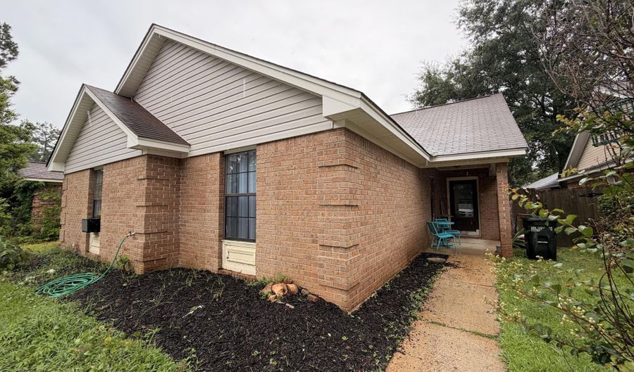 19 Ashland Ave, Brandon, MS 39047 - 3 Beds, 2 Bath