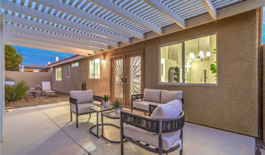 676 Pansy Pl, Henderson, NV 89052 - 3 Beds, 2 Bath