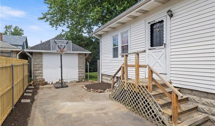 68 Friendly Rd, Cranston, RI 02910 - 5 Beds, 2 Bath