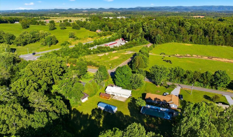 128 County Road 750, Athens, TN 37303 - 3 Beds, 2 Bath