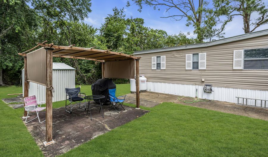 114 Redwood Dr, Barnegat, NJ 08005 - 2 Beds, 2 Bath